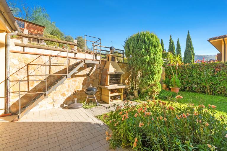 Child-friendly vacation home with private pool, yard & terrace | Pets are welcome — photo 3