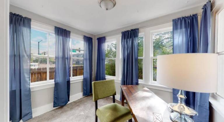 Vacation home | Perfect for remote work | Pets allowed in Denver, CO
