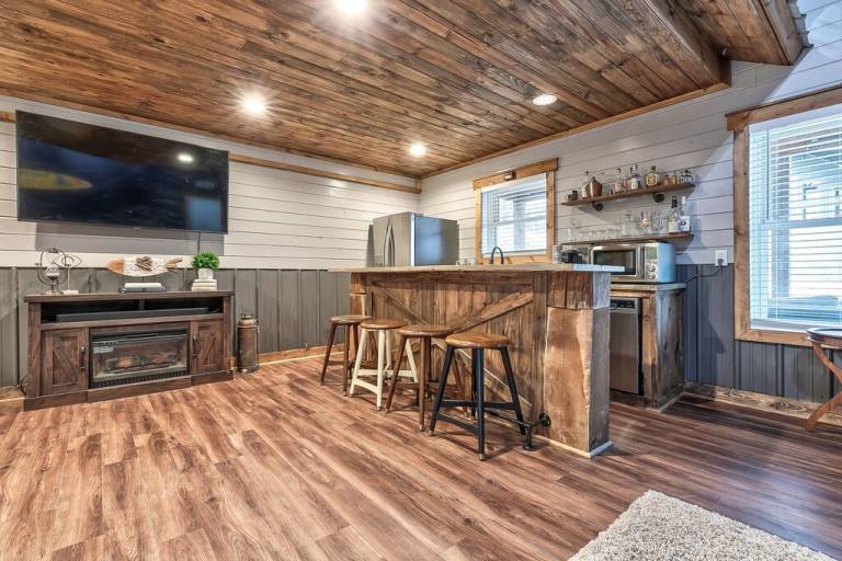 Cabin Smithville