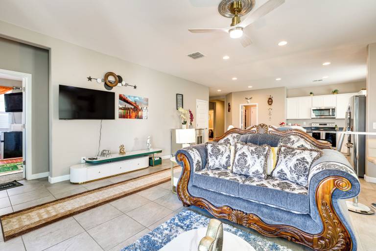 House Laveen Village
