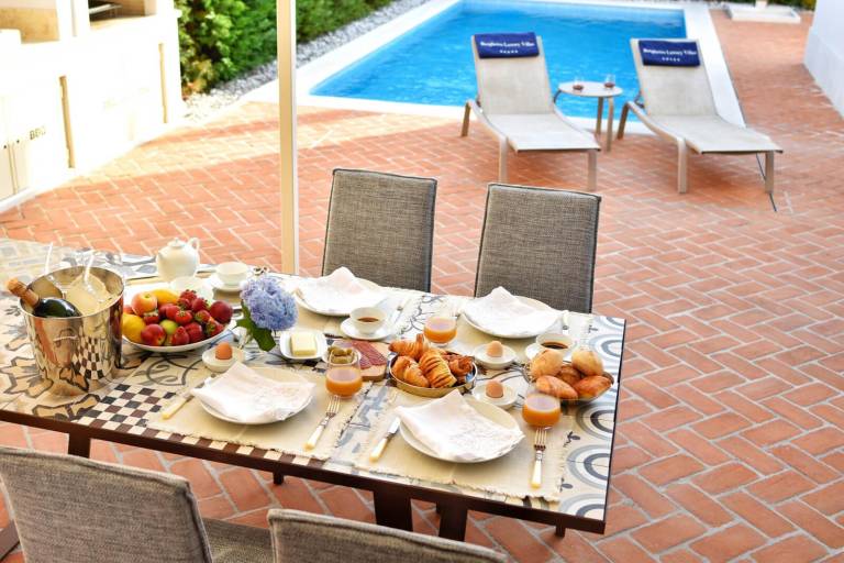 Villa with garden, private pool & barbecue — photo 5