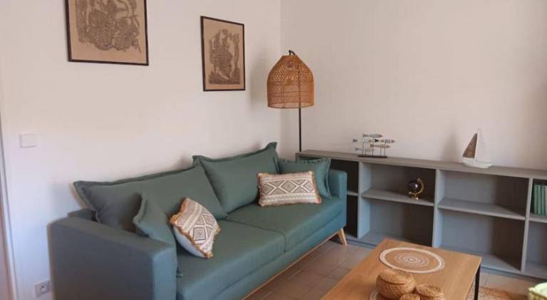 Holiday apartment with pool | Close to the beach | Dogs allowed in Fréjus