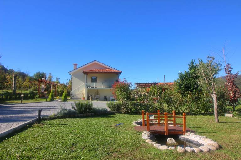 Farm with jacuzzi, barbeque & garden | Dogs allowed in Braga