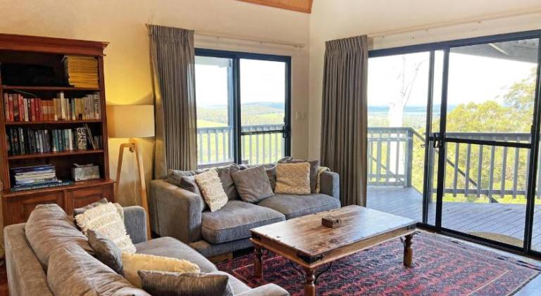 Serendeva Stunning views private & EV charger