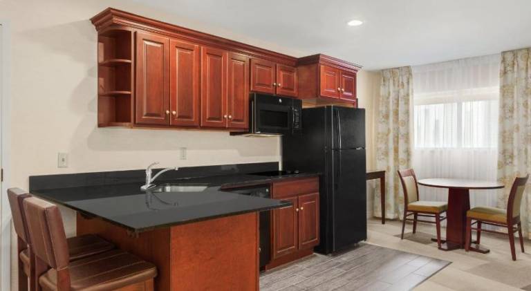 Hampton Inn by Hilton Colchester — photo 5