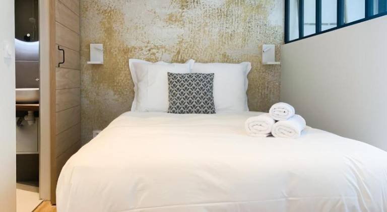 Serviced apartment | Dogs allowed in Annecy