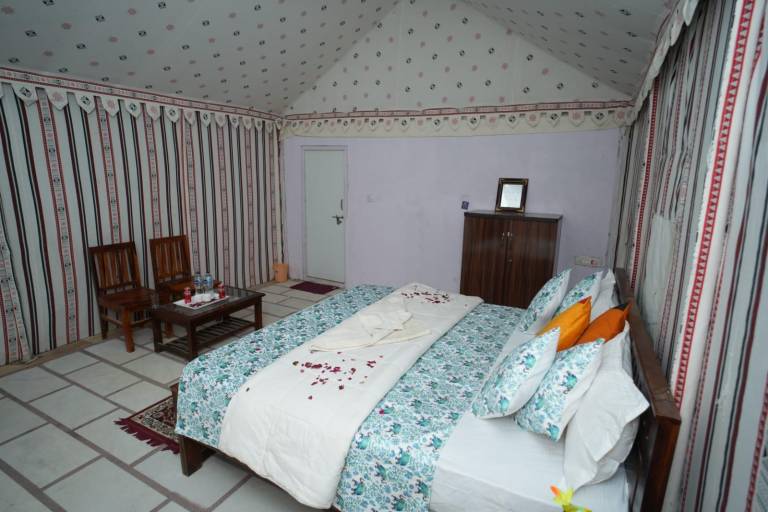 Qatar luxury camp — photo 3