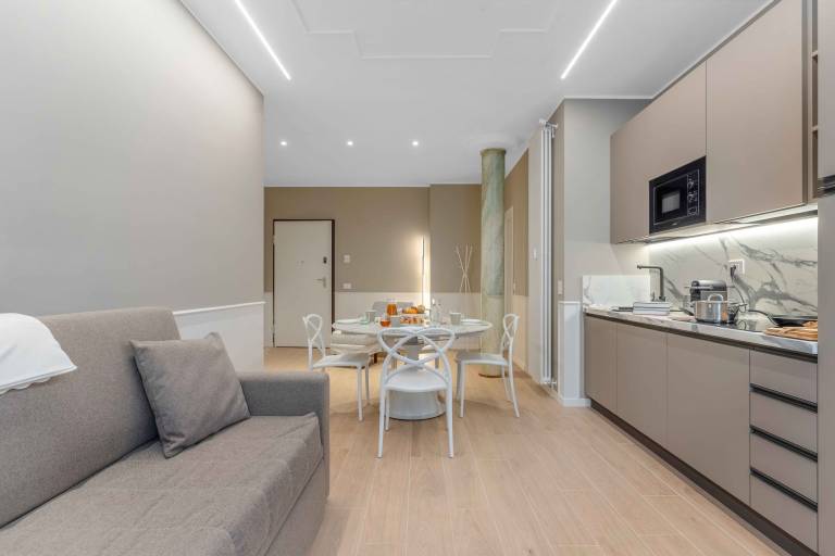 Holiday apartment | Near Milano Centrale railway station | City view — photo 5