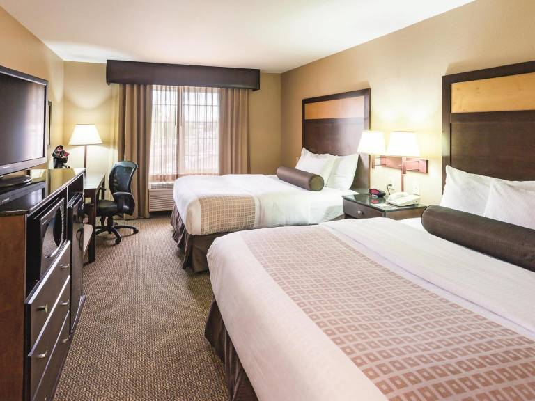 La Quinta Inn & Suites by Wyndham Eugene in Eugene, OR