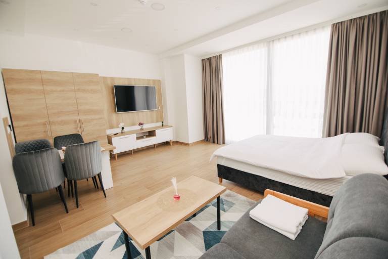 KS Apartments Studio Apartment with City View A1