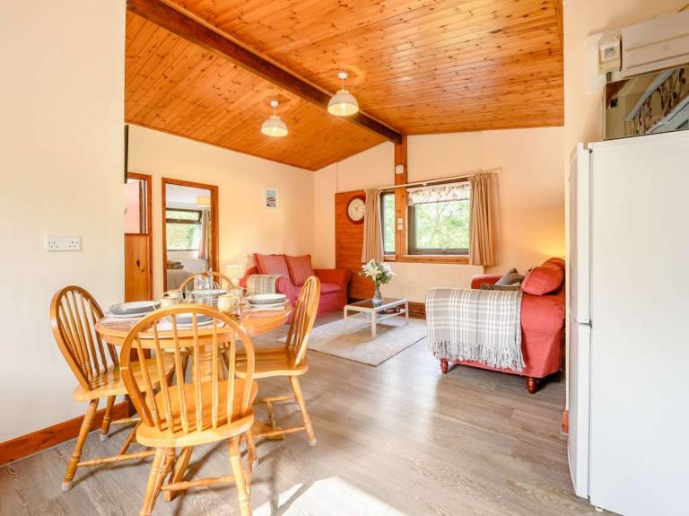 Lodge with garden & barbecue | Pets allowed — photo 5