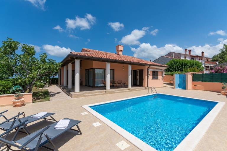 Villa  Kaldanija