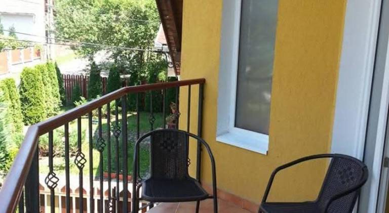 Vacation home with 5 rooms for 10 persons — photo 4