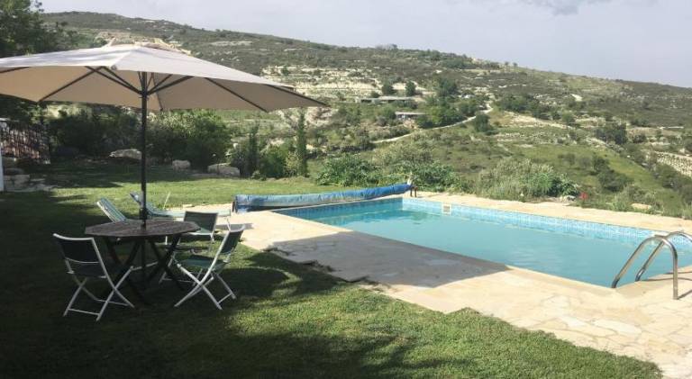 Charming villa with pool | Pet-friendly — photo 4