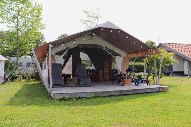 100 m&sup2; Lodge