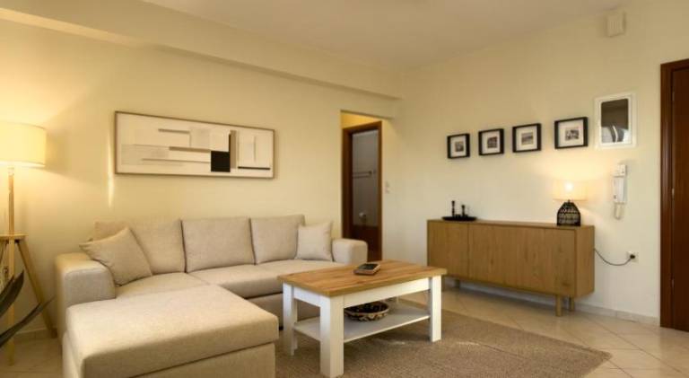 Holiday apartment with terrace — photo 4