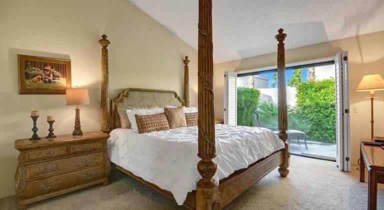 Wonderful house with jacuzzi & pool | Pets allowed — photo 2