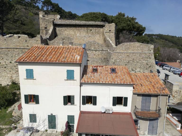 Apartment with 1 room for 5 persons — photo 2