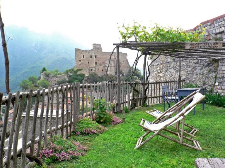 Camera privata Castelvecchio di Rocca Barbena