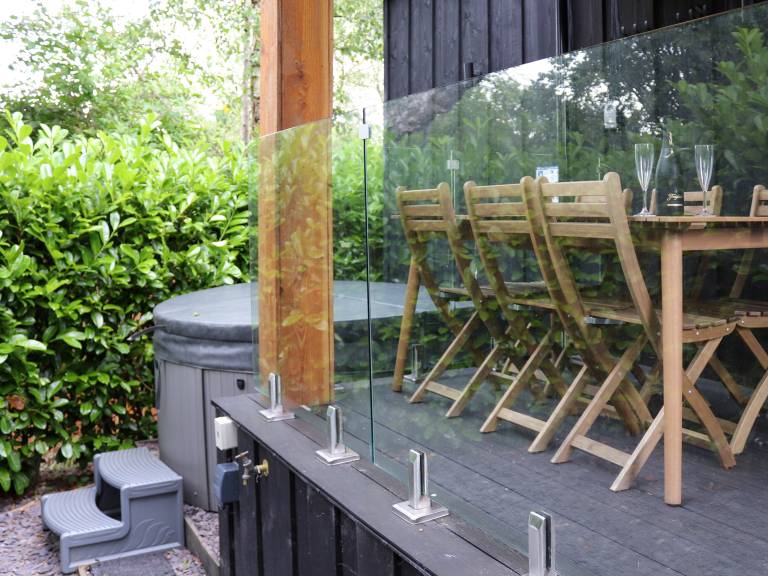 Family-oriented charming cottage with garden & jacuzzi | Pet-friendly — photo 2