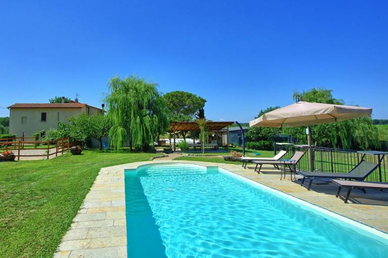 Child-friendly wonderful villa with grill, patio & private pool | Pets allowed in Cortona