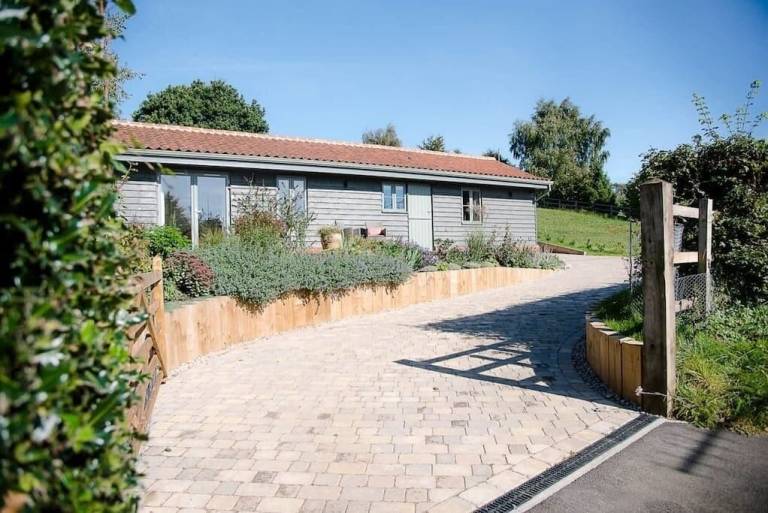 House  Bredfield