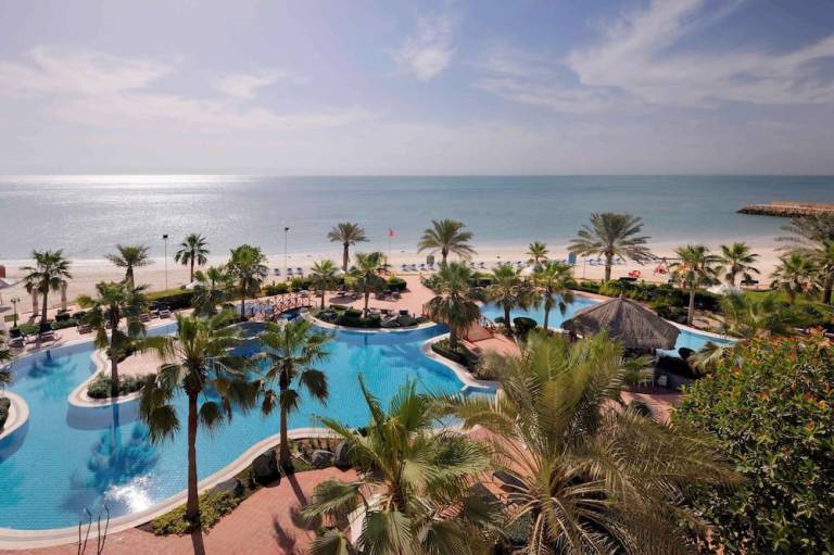 Mövenpick Hotel & Resort Al Bida a Kuwait