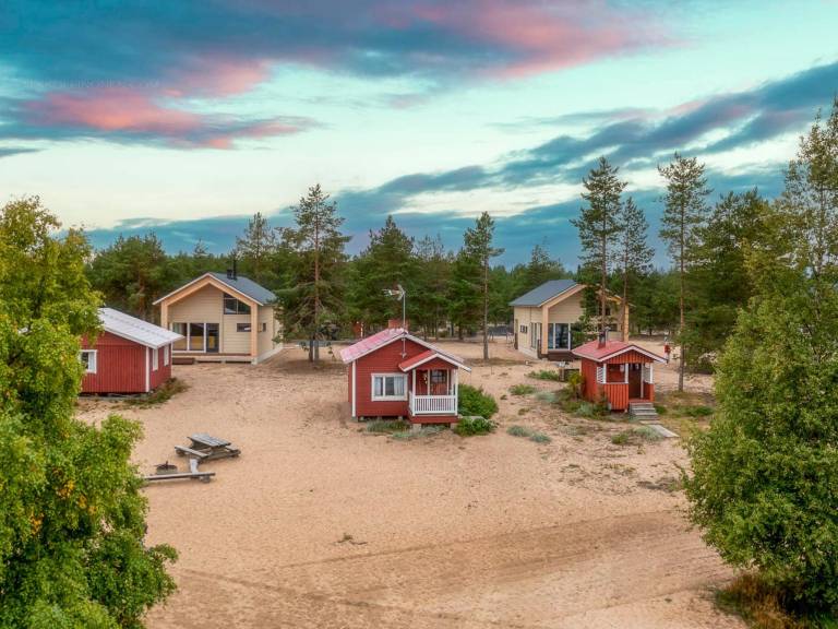 Vacation home with patio & sauna | Nature view | Pets allowed — photo 4