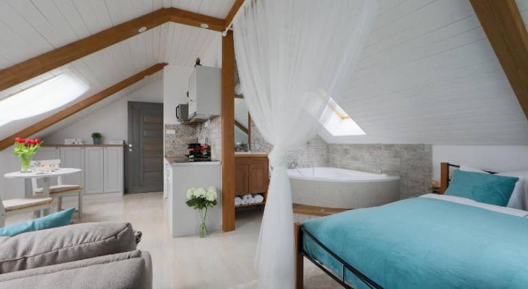 Apartment with hot tub in Balatonfured