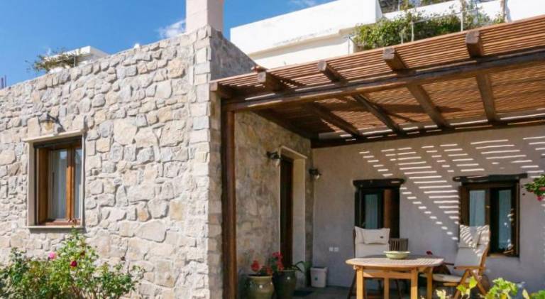 House with yard & terrace in Ierapetra