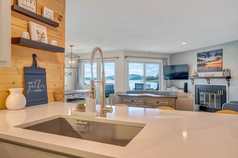 Condo North Shore
