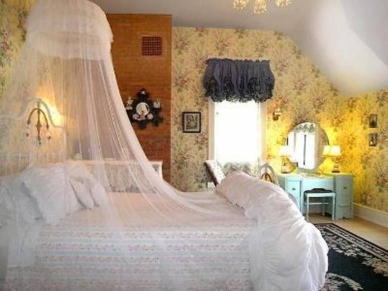 Bed and breakfast  Winona
