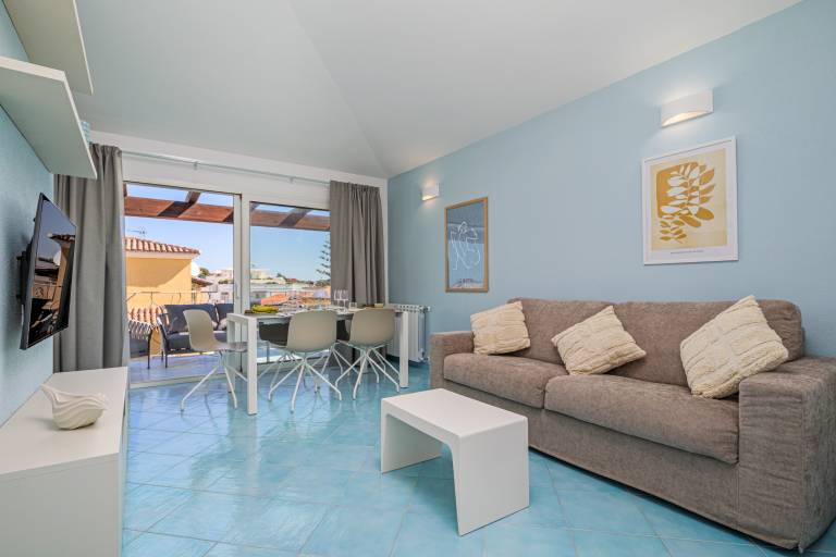 Fully equipped rental apartment with fast internet & terrace | City view | Close to the beach | Good for workation | Pet-friendly — photo 5