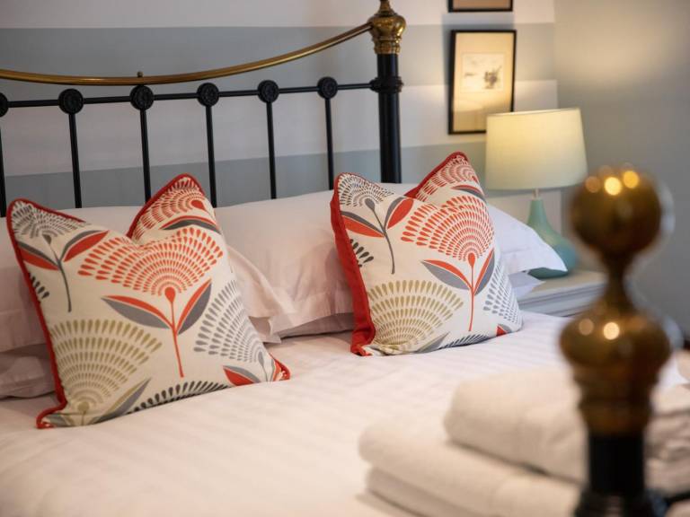 Cottage | Pet-friendly in Dartmouth