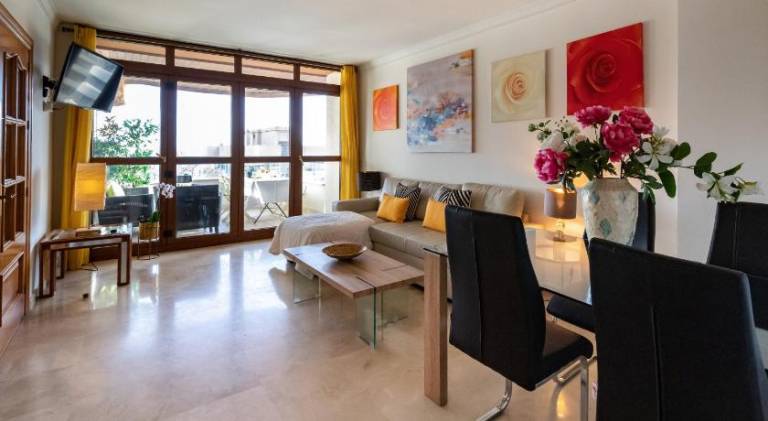 Rental apartment with pool — photo 4