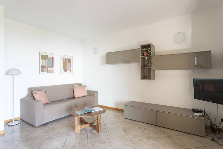 Holiday apartment with garden, terrace & pool — photo 4