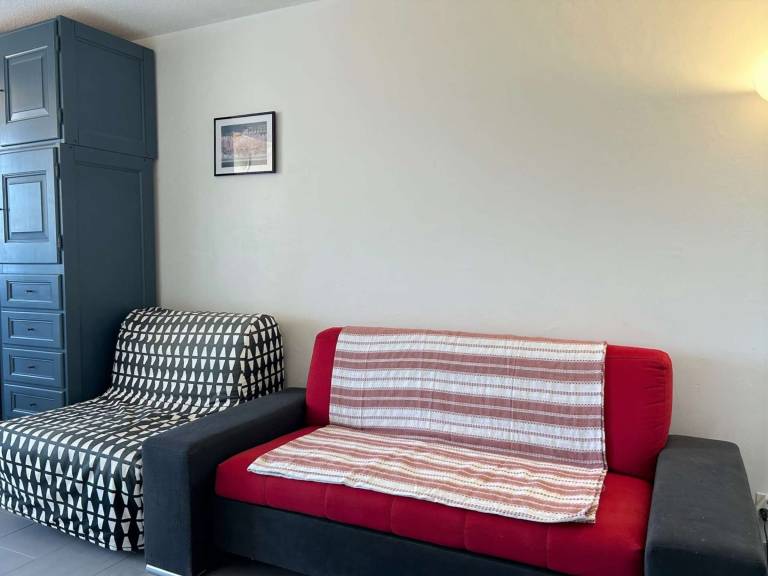 Studio with 1 room for 3 persons — photo 3