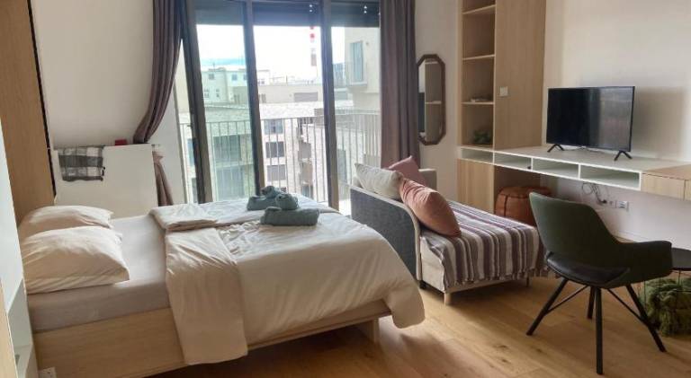 Modern 1BR in Award-Winning Residence with Sauna and Gym in Brno