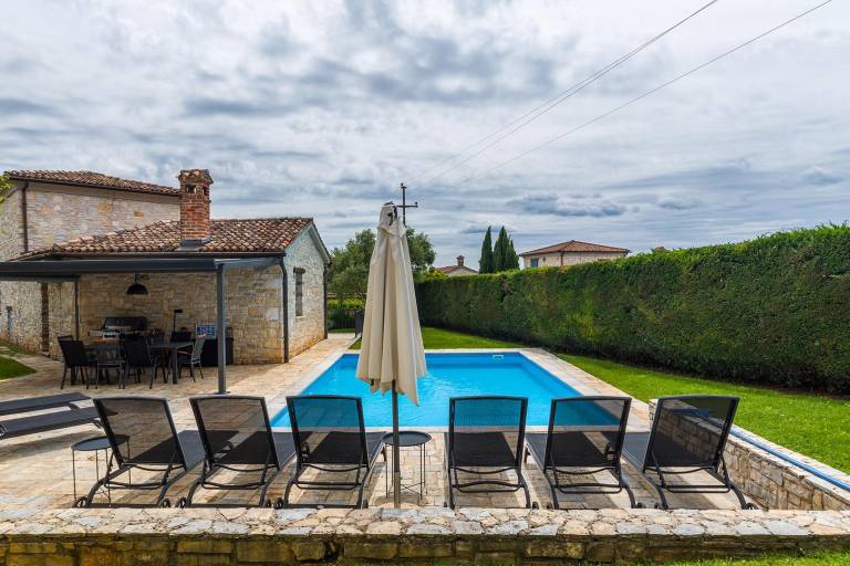 Fully equipped big villa with BBQ, fast internet & private pool | Sea view | Pets are welcome — photo 2