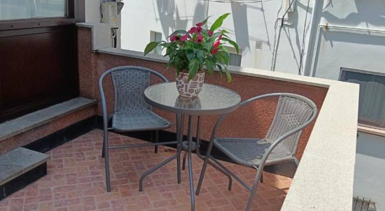 Holiday apartment with terrace — photo 4