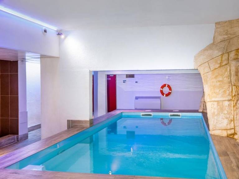 Apartment  Isola 2000