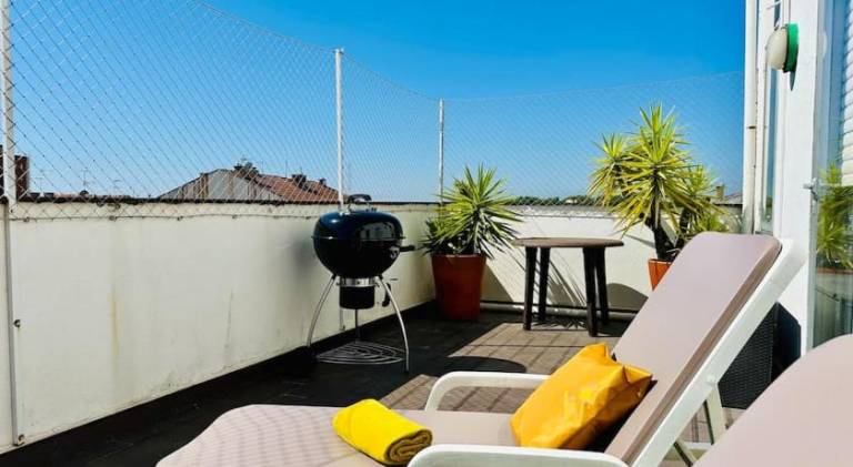 Rental apartment with patio & BBQ — photo 4