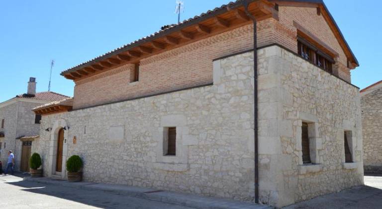 House with 5 rooms for 11 persons in Valladolid