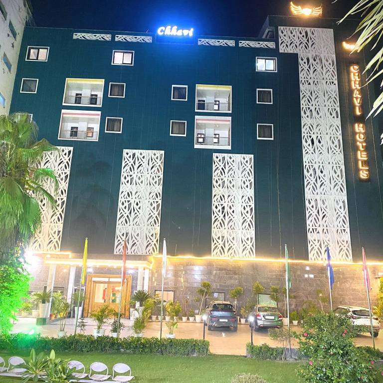 Chhavi Premium Hotels in Noida