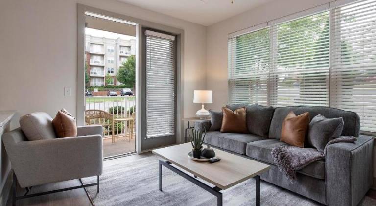 Holiday apartment with pool in Charlotte, NC