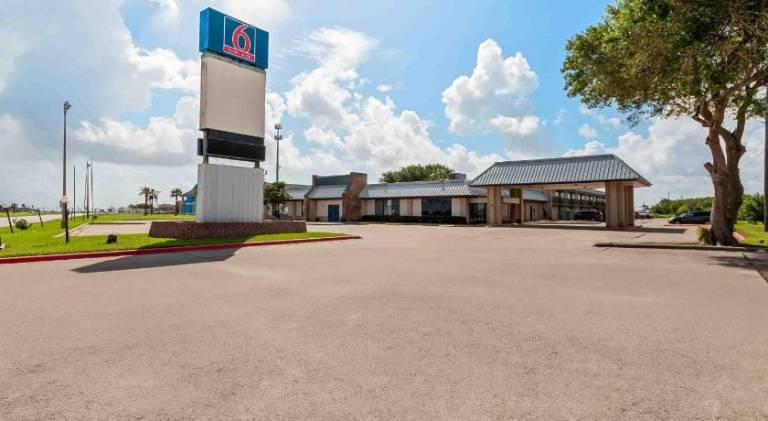 Studio 6 Port Lavaca, TX — photo 4