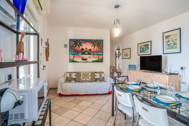Stecchi three-room beach front 5 beds — photo 5