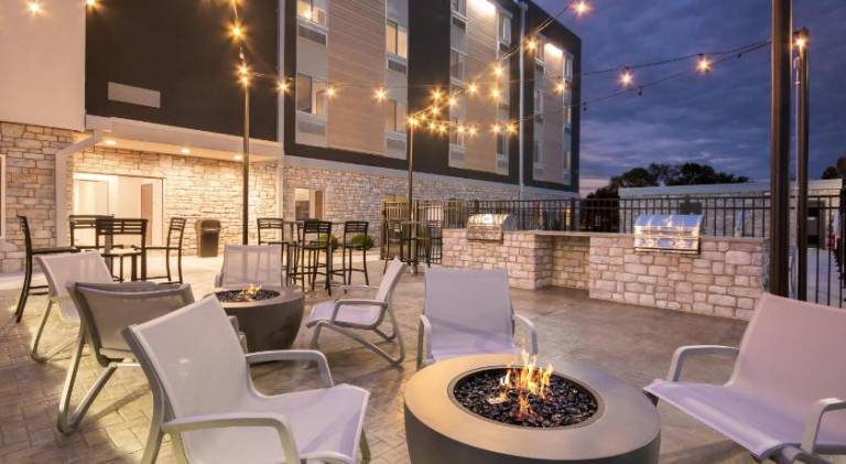 Everhome Suites Lexington - Horse Park — photo 5