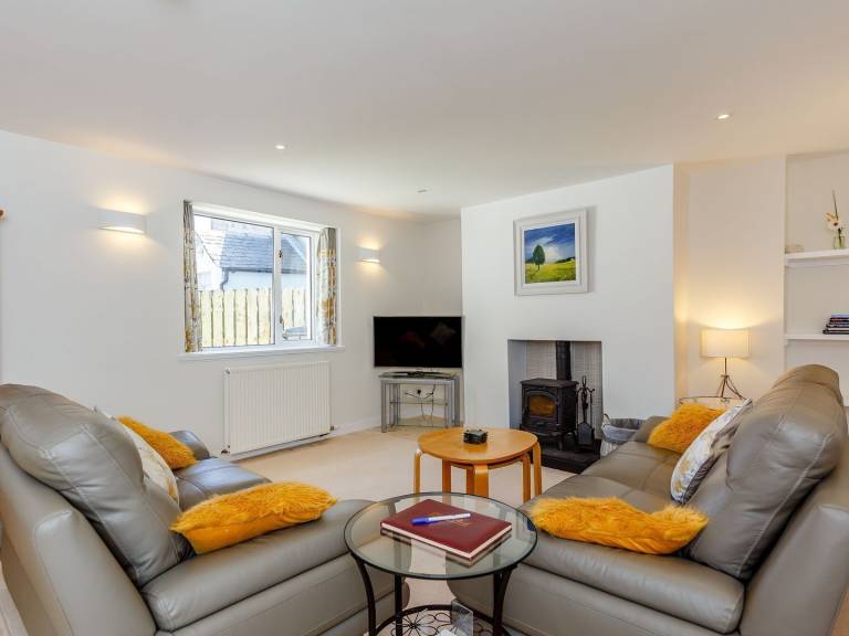 Cottage  Inverness