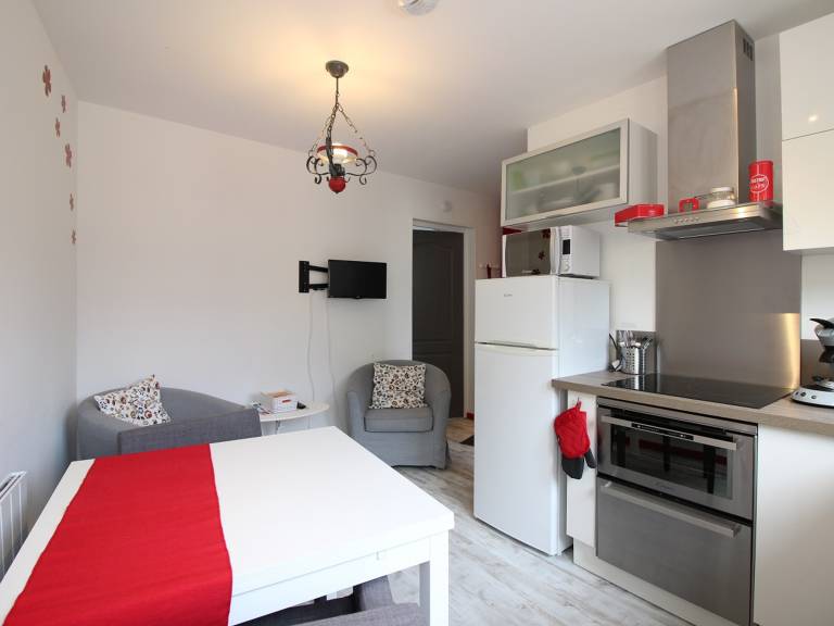 Fully equipped charming apartment | Pets allowed — photo 2